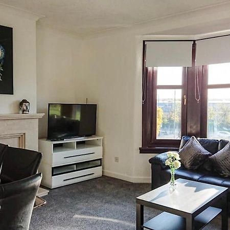Carnock Road Apartment - Silverburn Shopping Centre Glasgow Bagian luar foto