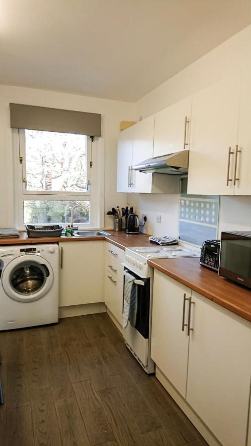 Carnock Road Apartment - Silverburn Shopping Centre Glasgow Bagian luar foto